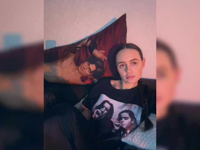 OriginalHOOLi's BongaCams show and profile