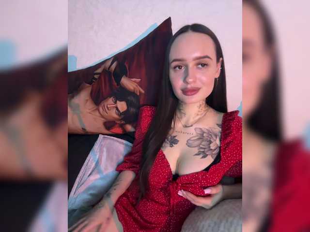 OriginalHOOLi's BongaCams show and profile