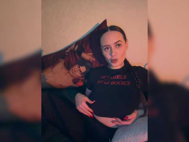 OriginalHOOLi's BongaCams show and profile