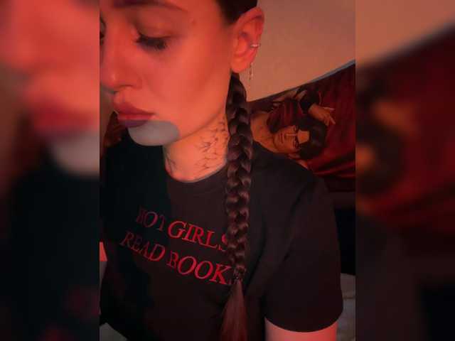 OriginalHOOLi's BongaCams show and profile