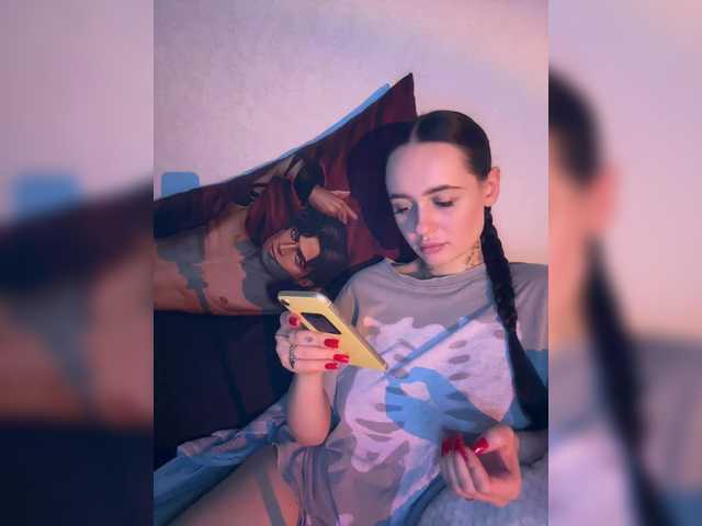 OriginalHOOLi's BongaCams show and profile