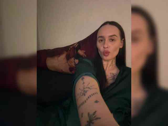 OriginalHOOLi Live Webcam on BongaCams