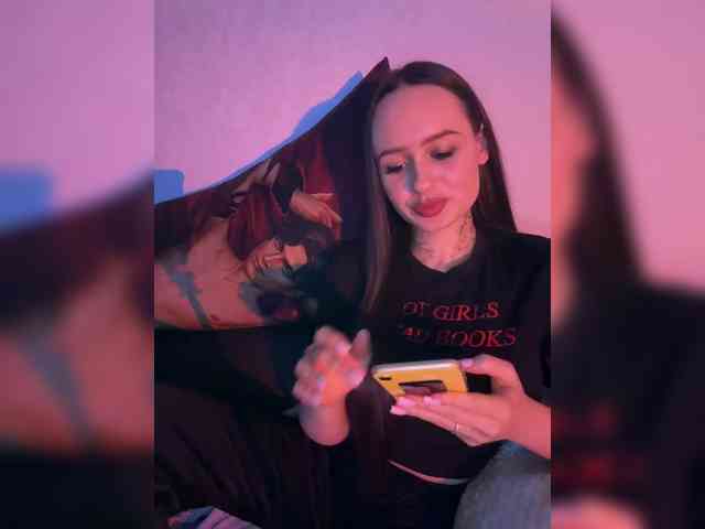 OriginalHOOLi Live Webcam on BongaCams