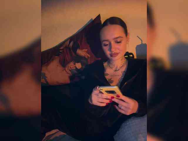 OriginalHOOLi Live Webcam on BongaCams