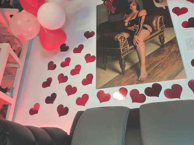 AdelaMorales Live Webcam on BongaCams