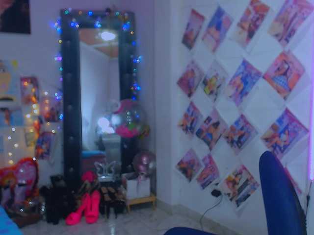 vanesaalatina's BongaCams show and profile