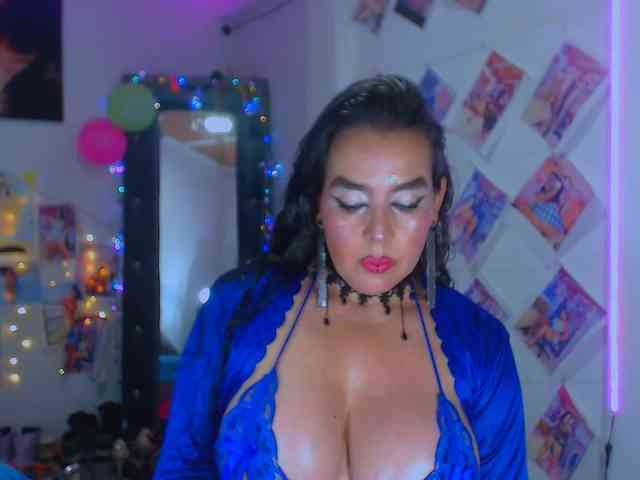 vanesaalatina vanesaalatina