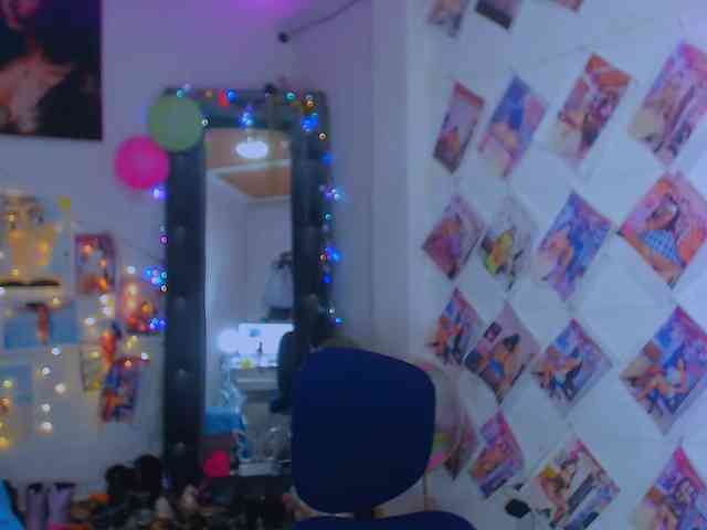 vanesaalatina vanesaalatina