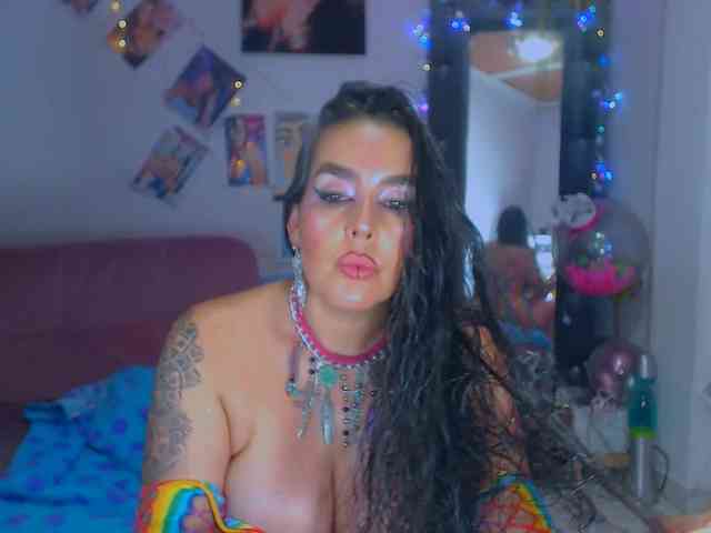 vanesaalatina vanesaalatina