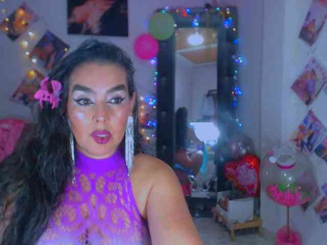 vanesaalatina vanesaalatina