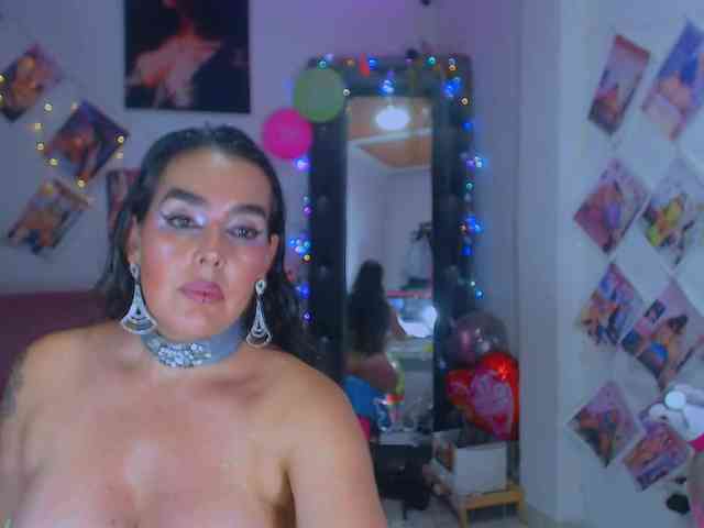 vanesaalatina vanesaalatina