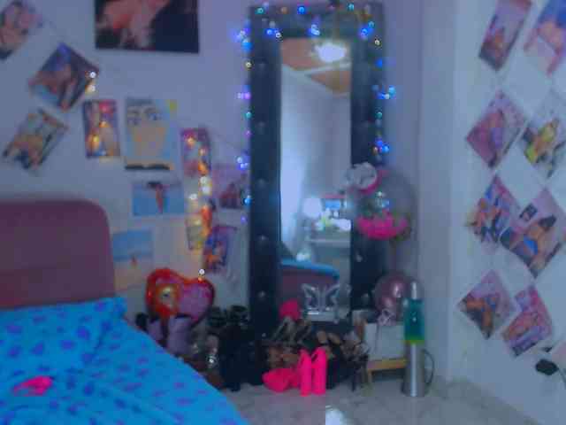 vanesaalatina vanesaalatina