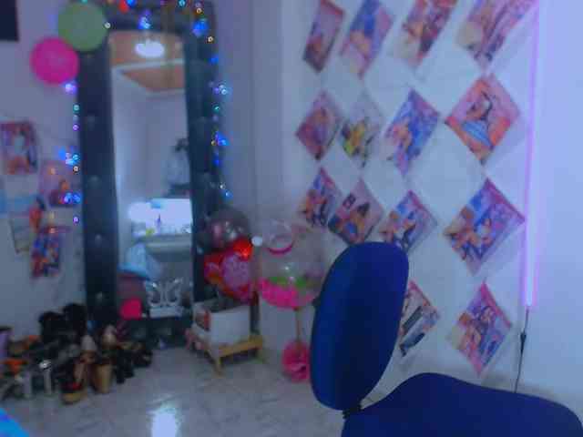 vanesaalatina vanesaalatina