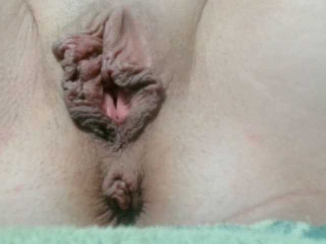 luhia555's BongaCams show and profile