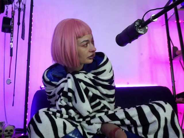 CyberGoddess's BongaCams show and profile