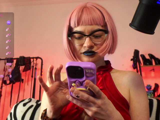 CyberGoddess's BongaCams show and profile