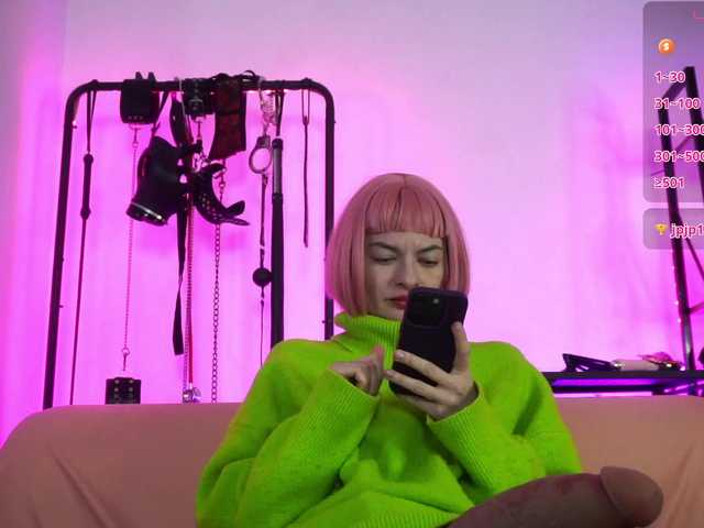 le modèle CyberXGoddess est en webcam porno dans un show sur le site bongacams, il possède les tags suivants: White/Caucasian,Brunette,Shaved