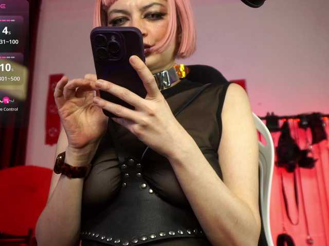 CyberGoddess's BongaCams show and profile