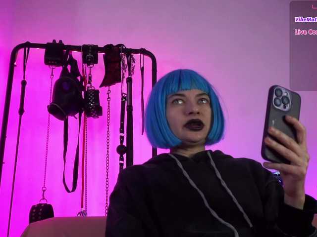 CyberGoddess's BongaCams show and profile