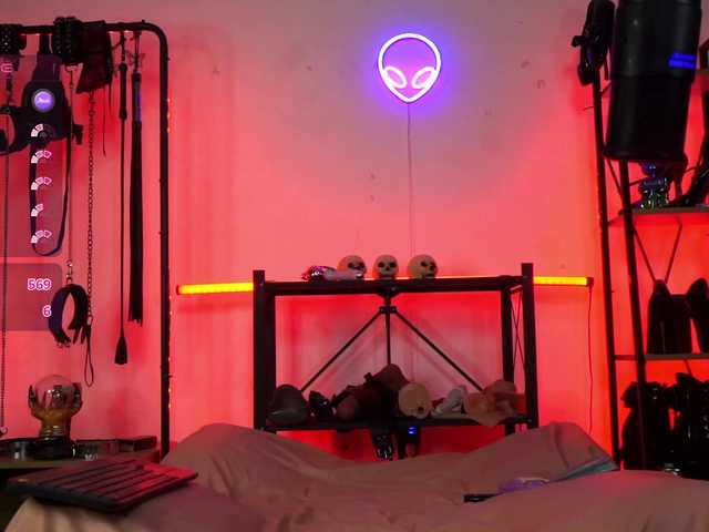 CyberGoddess's BongaCams show and profile