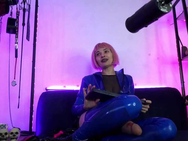 CyberGoddess's BongaCams show and profile