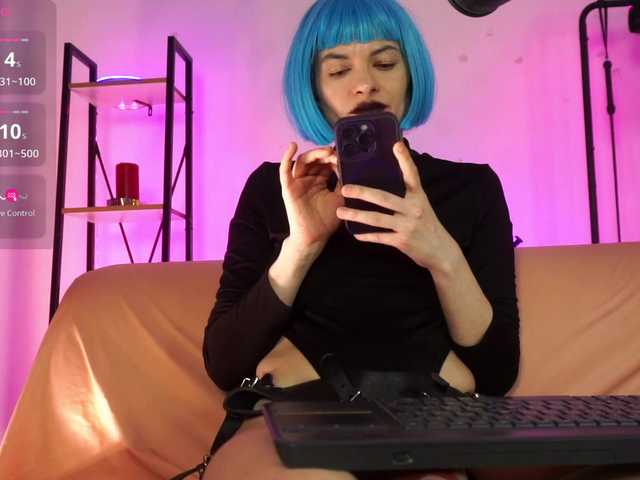 CyberGoddess's BongaCams show and profile