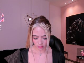 JuanitaClay Porn Show