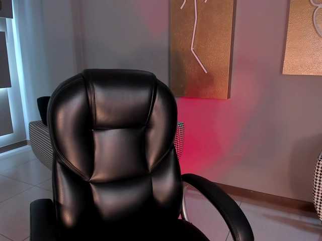 Checkout BongaCams's JuanitaClay JuanitaClay from BongaCams