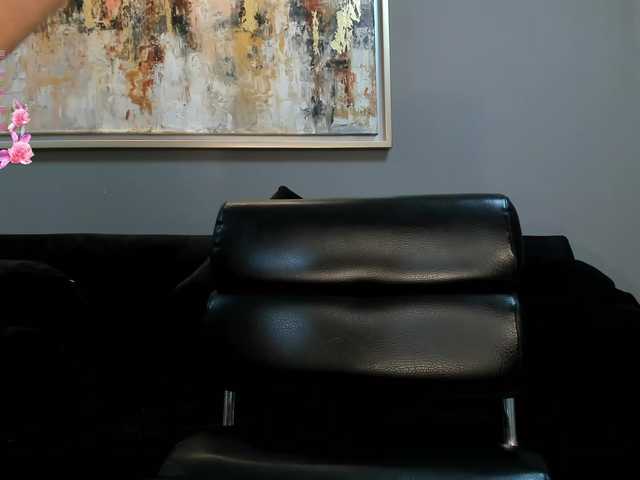 JuanitaClay's BongaCams show and profile