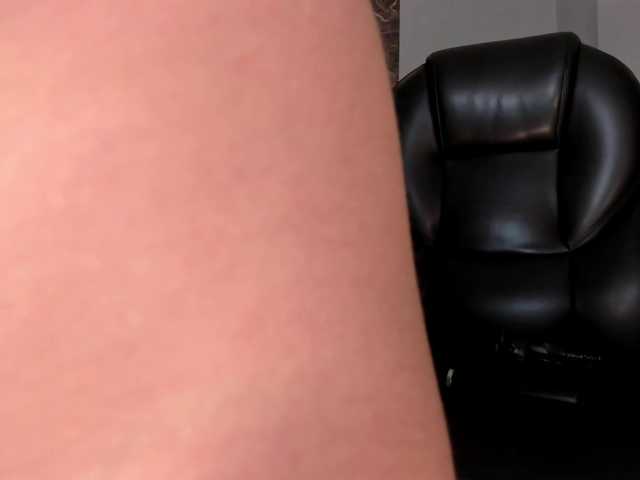 JuanitaClay's BongaCams show and profile