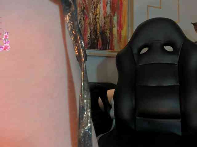 JuanitaClay webcam