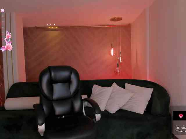 JuanitaClay webcam