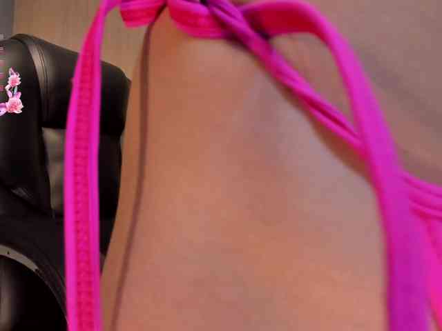 JuanitaClay Live Webcam on BongaCams