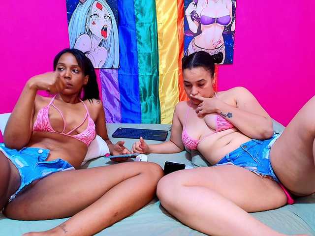 Black-White13's BongaCams show and profile