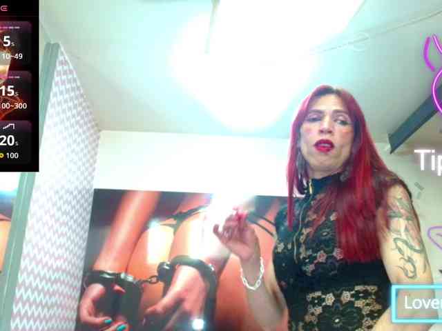 DeboraOphan Live Webcam on BongaCams