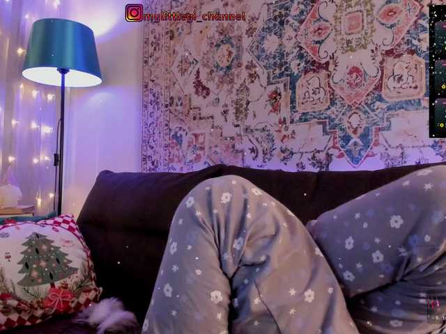 MyLittlegi — HELLO! ALL MENU ACTIONS  LOVENSE 2, 5, 11, 21, 51, 101, 301, 1001 (250 sec ULTRA); RANDOM 55 (LEVEL 1-9)  THANKS ALL OF YOU FOR SUPPORT    FOR JUST @remain 