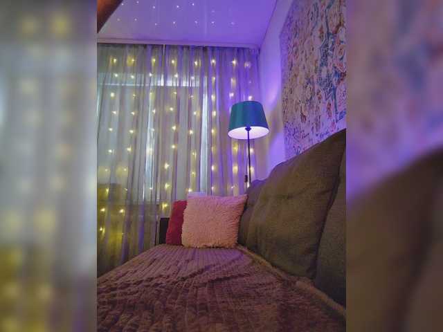 le modèle MyLittlegi est en webcam porno dans un show sur le site bongacams, il possède les tags suivants: White/Caucasian,Brunette,Shaved