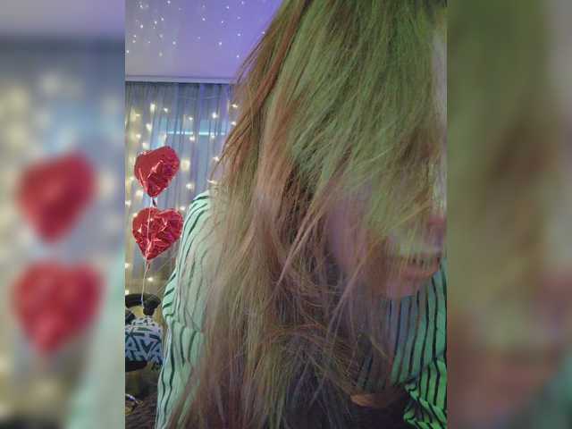 MyLittlegi's BongaCams show and profile