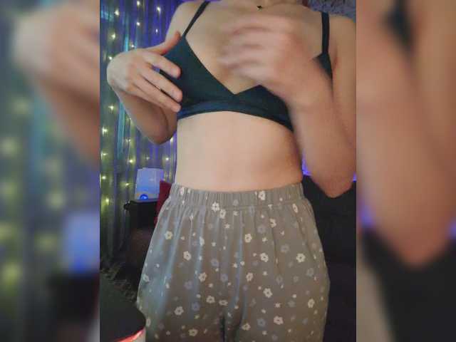 MyLittlegi's BongaCams show and profile