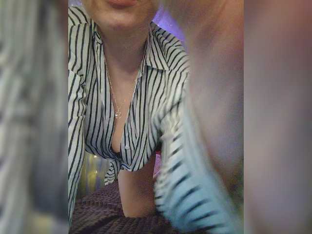 MyLittlegi's BongaCams show and profile