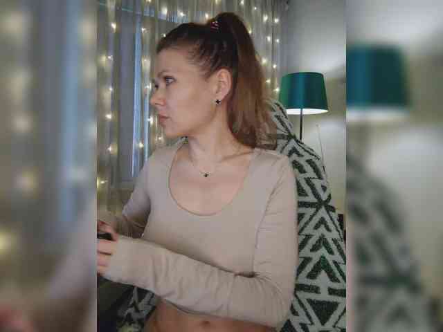 MyLittlegi's webcam live show