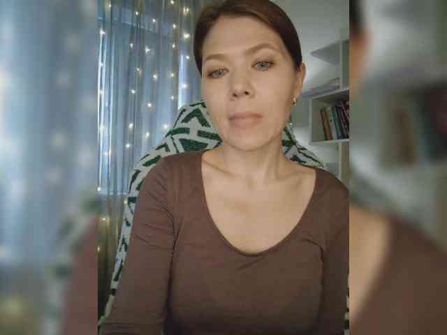MyLittlegi's webcam live show