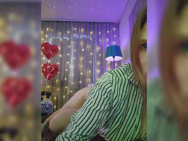 MyLittlegi Live Webcam on BongaCams