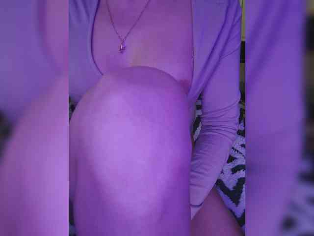 MyLittlegi's webcam live show