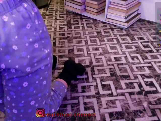 MyLittlegi Live Webcam on BongaCams