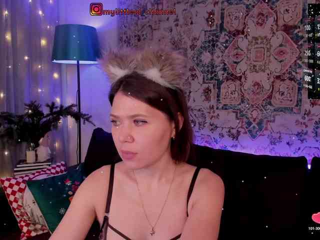 MyLittlegi Live Webcam on BongaCams