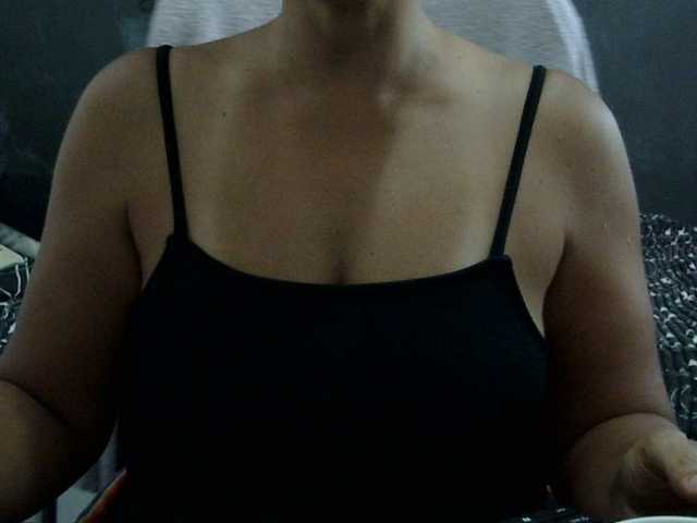 volupmilf's BongaCams show and profile