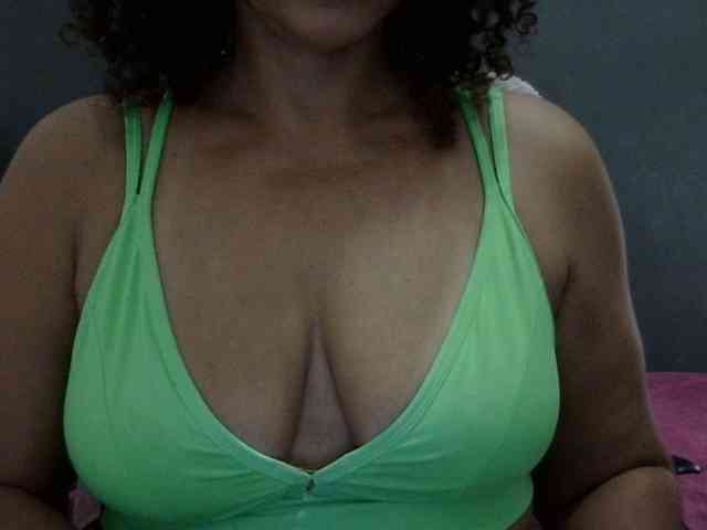volupmilf webcam