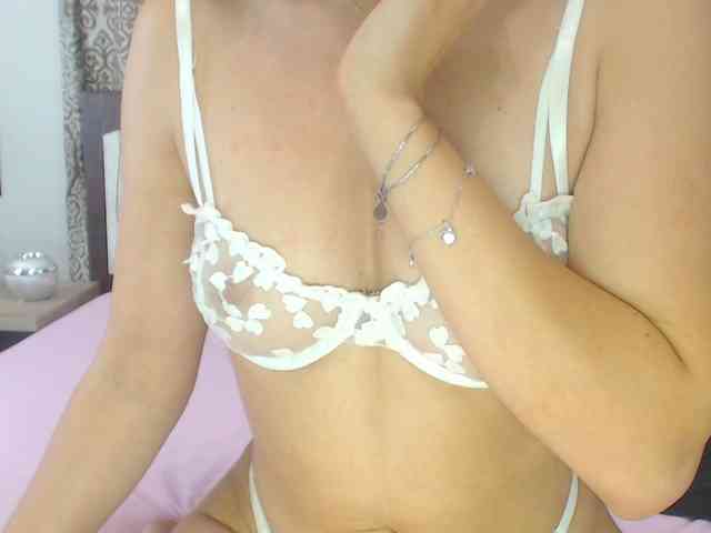 TastyMelanie webcam