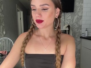 SweetyMia Porn Show